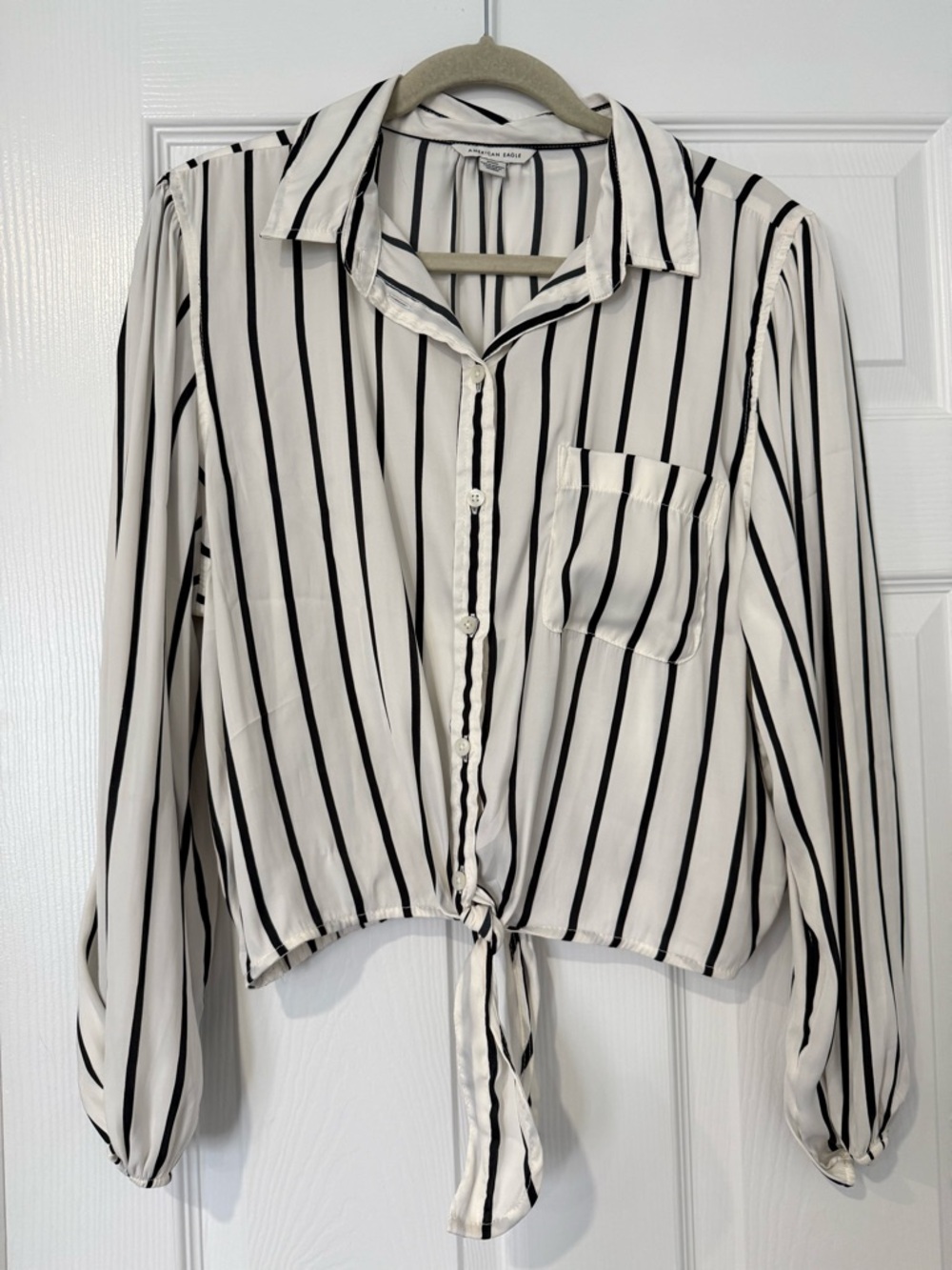 American Eagle Striped Tie-Front Button-Up Shirt - White/Black